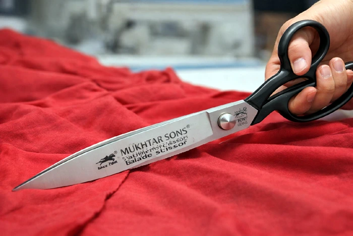 How to Choose the Best Scissors for Garment Manufacturing